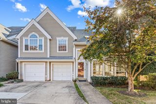 412 OVERLOOK DR, Occoquan, VA 22125