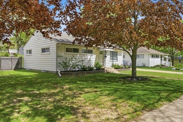 1517 Bel Ayr DRIVE, Waukesha, WI 53188