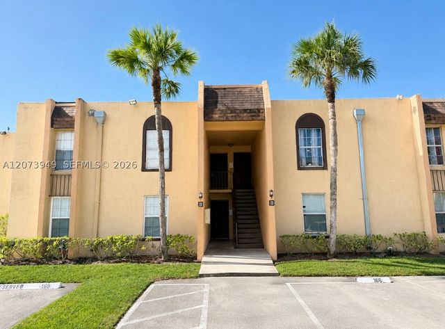4240 NW 21st St 130, Lauderhill, FL 33313