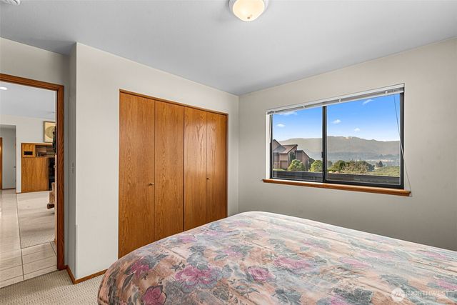 326 Goldcrest Street, East Wenatchee, WA 98802