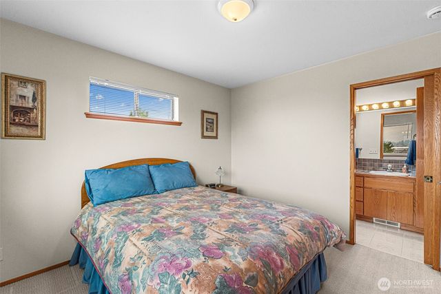 326 Goldcrest Street, East Wenatchee, WA 98802