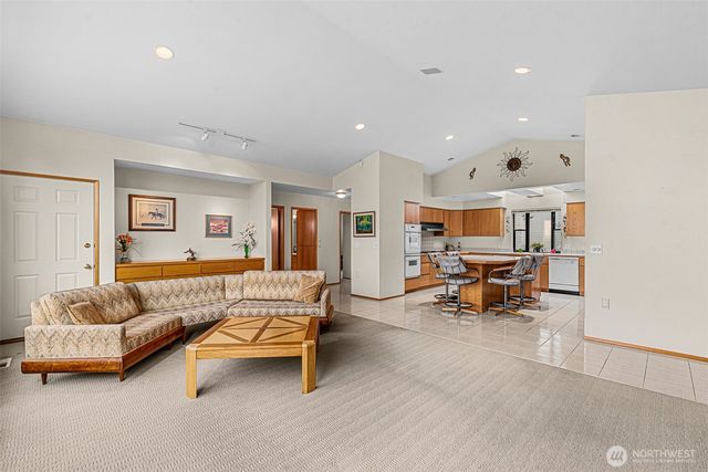 326 Goldcrest Street, East Wenatchee, WA 98802