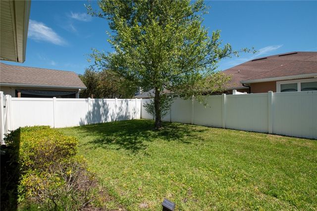 102 Miller Court, Kingsland, GA 31548