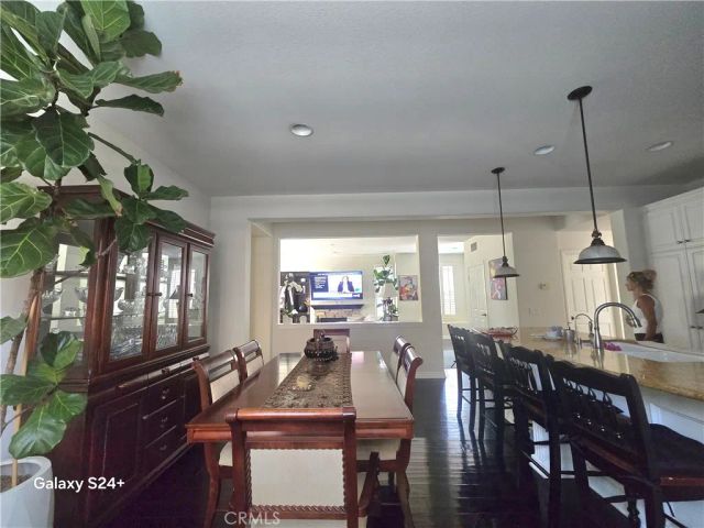6 Saintsbury, Irvine, CA 92602