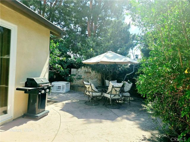 6 Saintsbury, Irvine, CA 92602