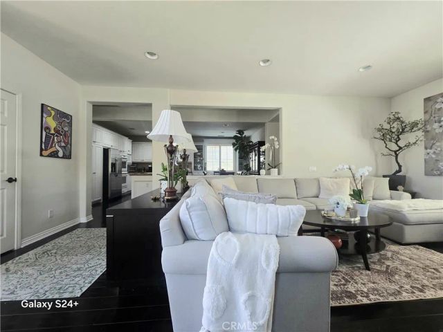 6 Saintsbury, Irvine, CA 92602