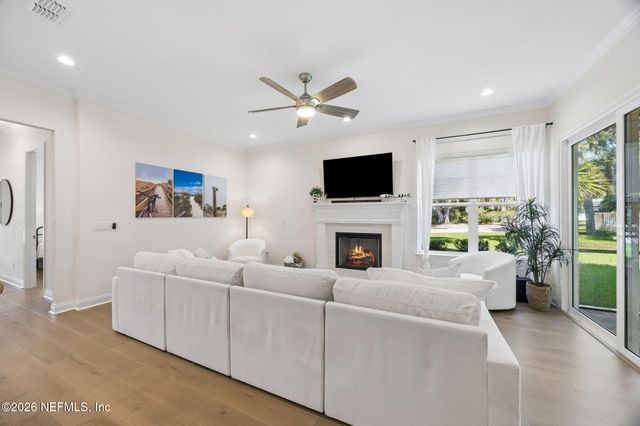 1871 KINGS Road, Jacksonville Beach, FL 32250