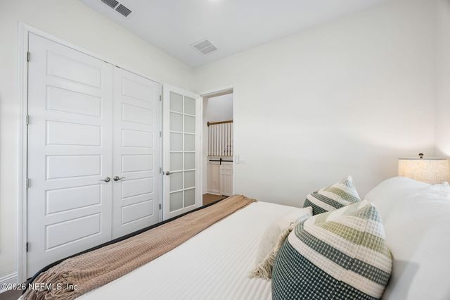 1871 KINGS Road, Jacksonville Beach, FL 32250