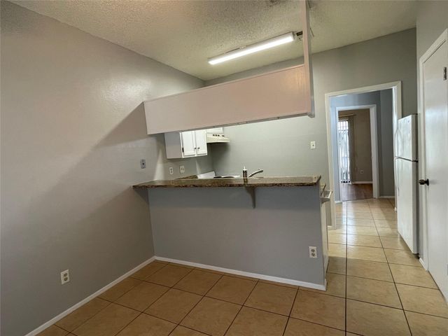 1905 San Gabriel 105, Austin, TX 78705