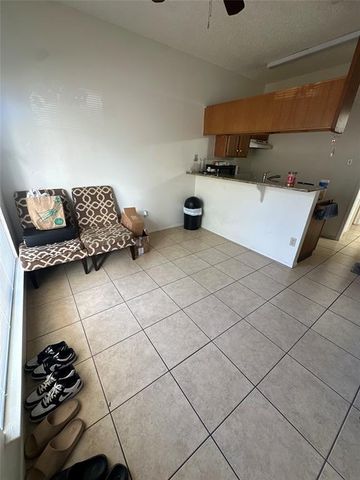 1905 San Gabriel 105, Austin, TX 78705