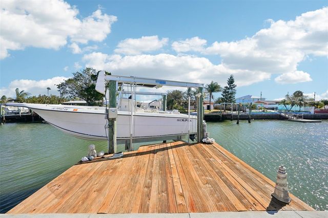 13700 LESLIE DRIVE, Hudson, FL 34667