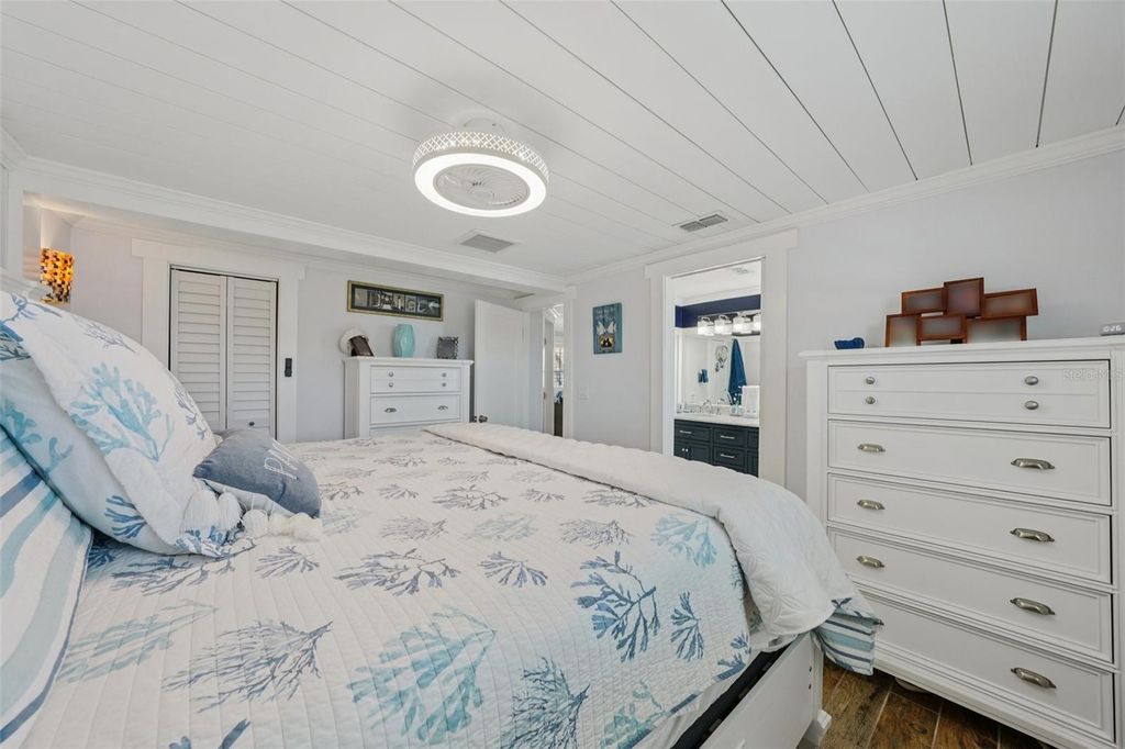 Image 27 of property listing at 13700 LESLIE DRIVE, Hudson, FL 34667