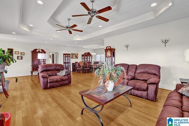 952 6TH STREET, Pleasant Grove, AL 35127