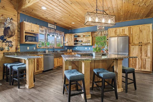 53649 Flatbush Road, Marcellus, MI 49067