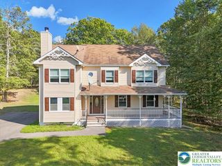 112 Crown Point Drive, Middle Smithfield Twp, PA 18302