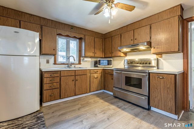 190 Chestnut Street, Manchester, CT 06040