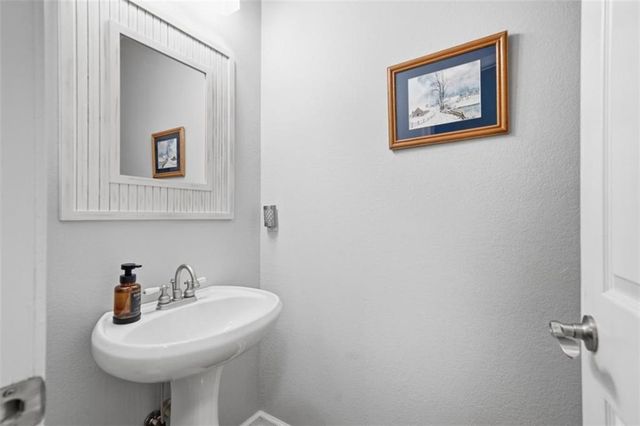 387 Leonard Evans Road, Ellijay, GA 30540