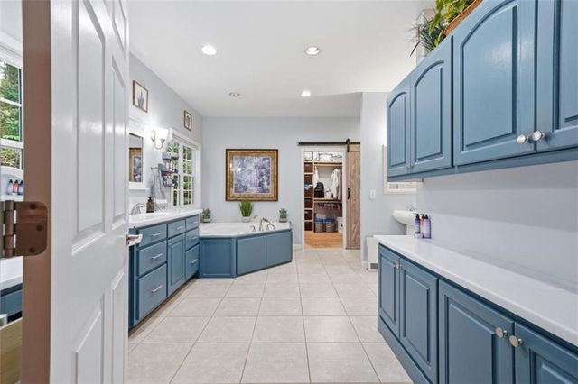 387 Leonard Evans Road, Ellijay, GA 30540