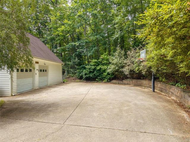 387 Leonard Evans Road, Ellijay, GA 30540
