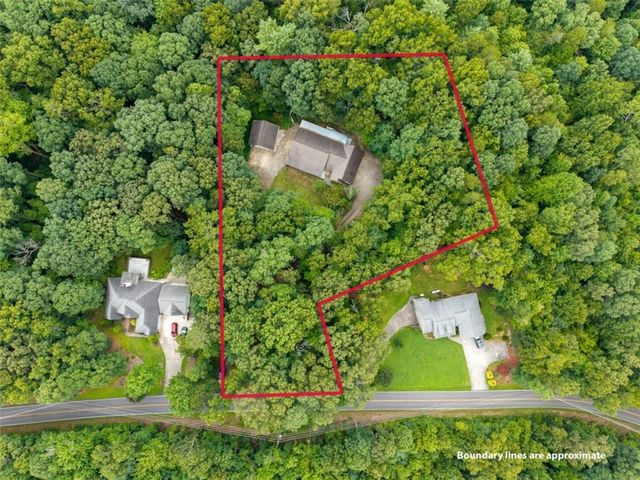 387 Leonard Evans Road, Ellijay, GA 30540