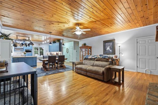 387 Leonard Evans Road, Ellijay, GA 30540