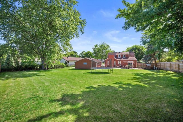7434 S Logan AVENUE, Oak Creek, WI 53154