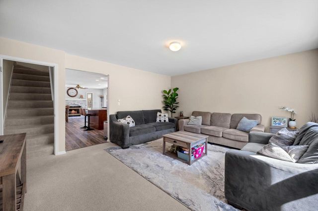 7434 S Logan AVENUE, Oak Creek, WI 53154