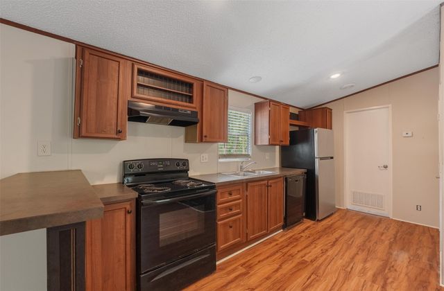 350 Oak Tree Drive, Point Blank, TX 77364