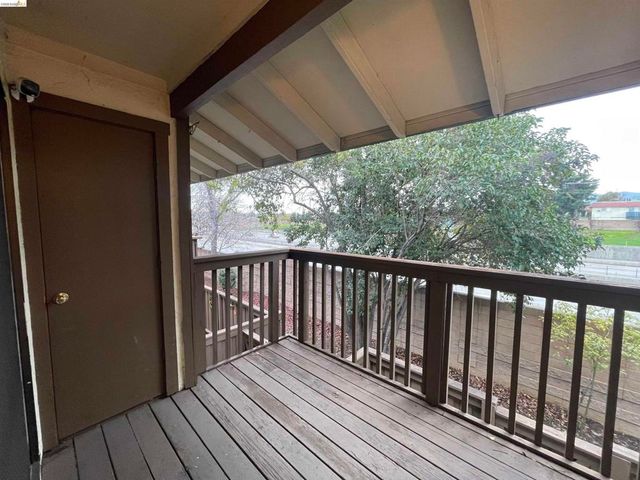 2416 Shadow Ln 74, Antioch, CA 94509