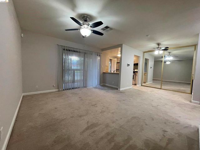 2416 Shadow Ln 74, Antioch, CA 94509