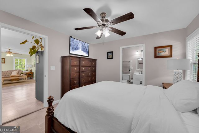 530 Grandview Avenue, Mount Airy, GA 30563