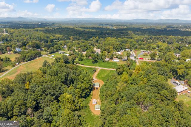 530 Grandview Avenue, Mount Airy, GA 30563