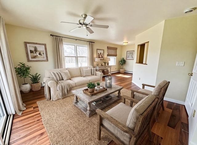 106 Park St Unit 2, Bennington, VT 05201