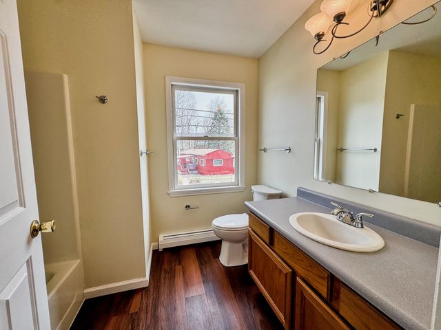 106 Park St Unit 2, Bennington, VT 05201