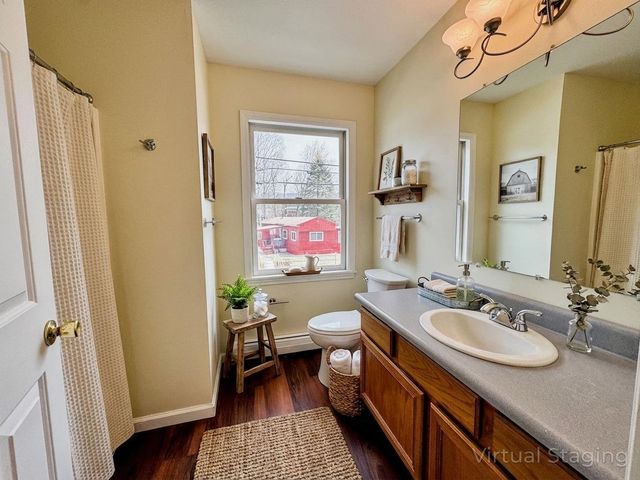 106 Park St Unit 2, Bennington, VT 05201