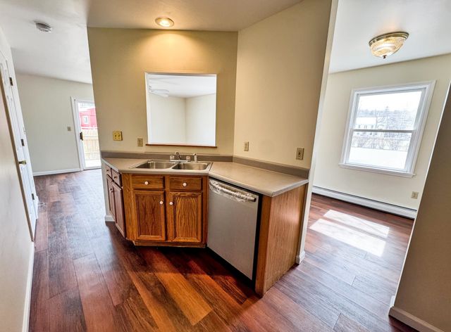 106 Park St Unit 2, Bennington, VT 05201