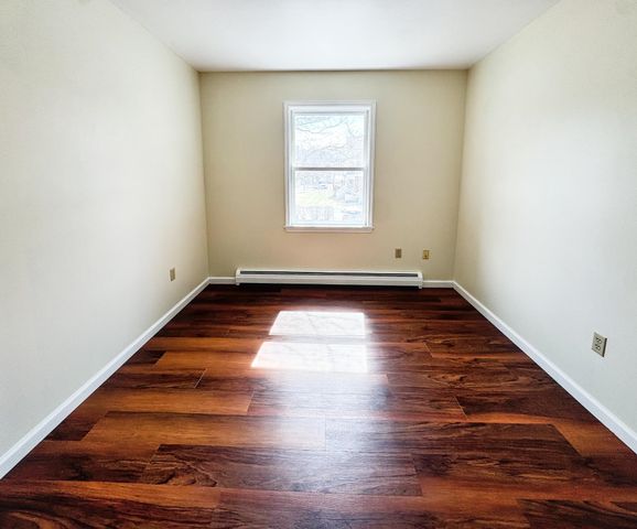 106 Park St Unit 2, Bennington, VT 05201