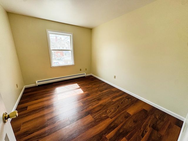 106 Park St Unit 2, Bennington, VT 05201