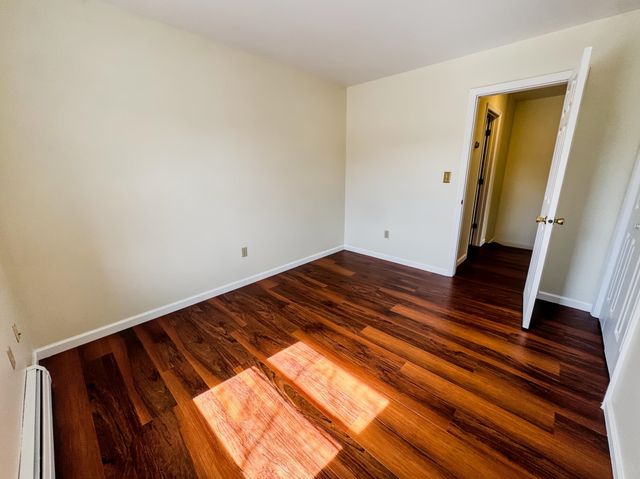 106 Park St Unit 2, Bennington, VT 05201