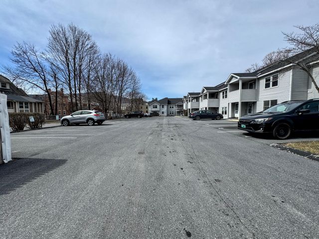 106 Park St Unit 2, Bennington, VT 05201