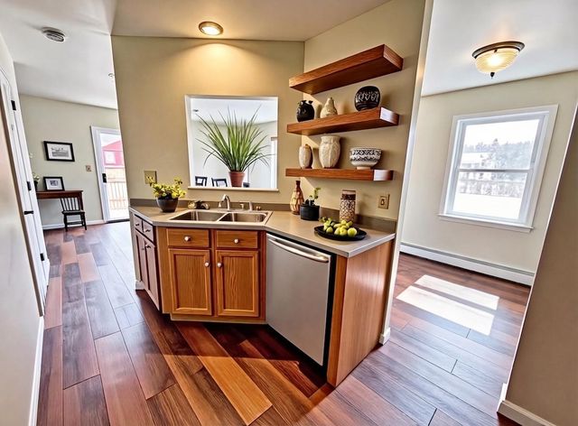 106 Park St Unit 2, Bennington, VT 05201