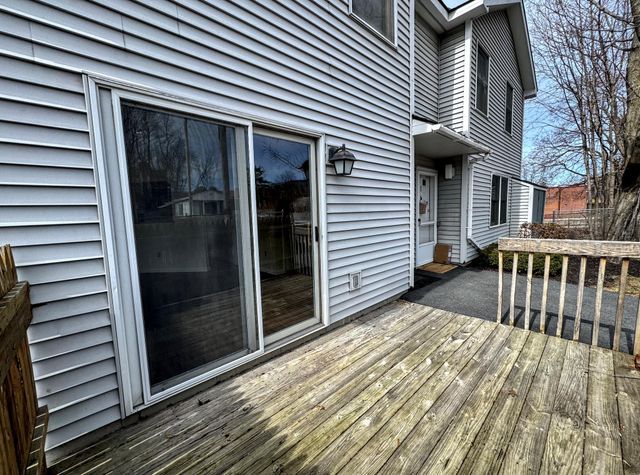 106 Park St Unit 2, Bennington, VT 05201