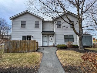 106 Park St Unit 2, Bennington, VT 05201