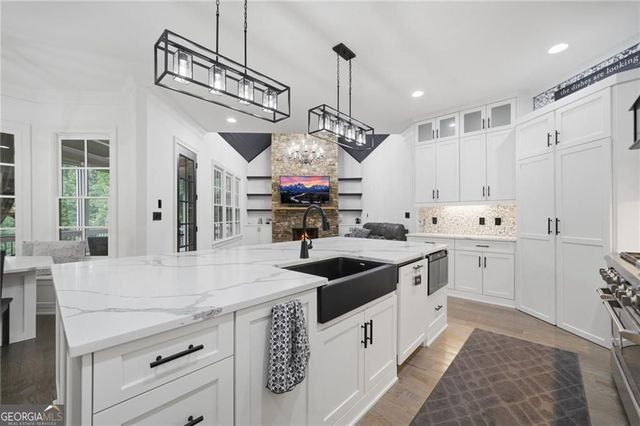 2885 Manor Bridge Drive, Milton, GA 30004