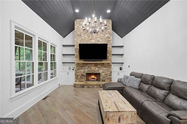 2885 Manor Bridge Drive, Milton, GA 30004