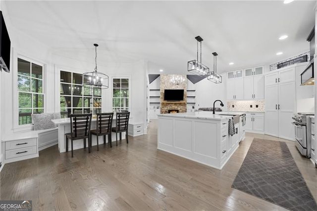 2885 Manor Bridge Drive, Milton, GA 30004