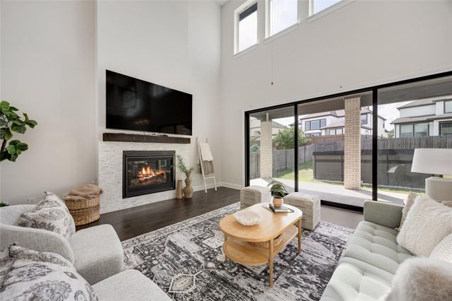 2436 Capestrano CIR, Round Rock, TX 78665