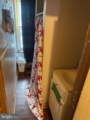 2808 N LEITHGOW ST, Philadelphia, PA 19133