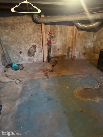 2808 N LEITHGOW ST, Philadelphia, PA 19133