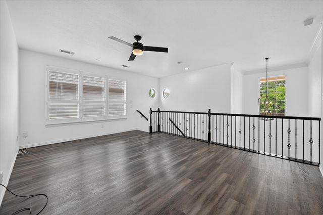 2208 Grizzly Run Lane, Euless, TX 76039